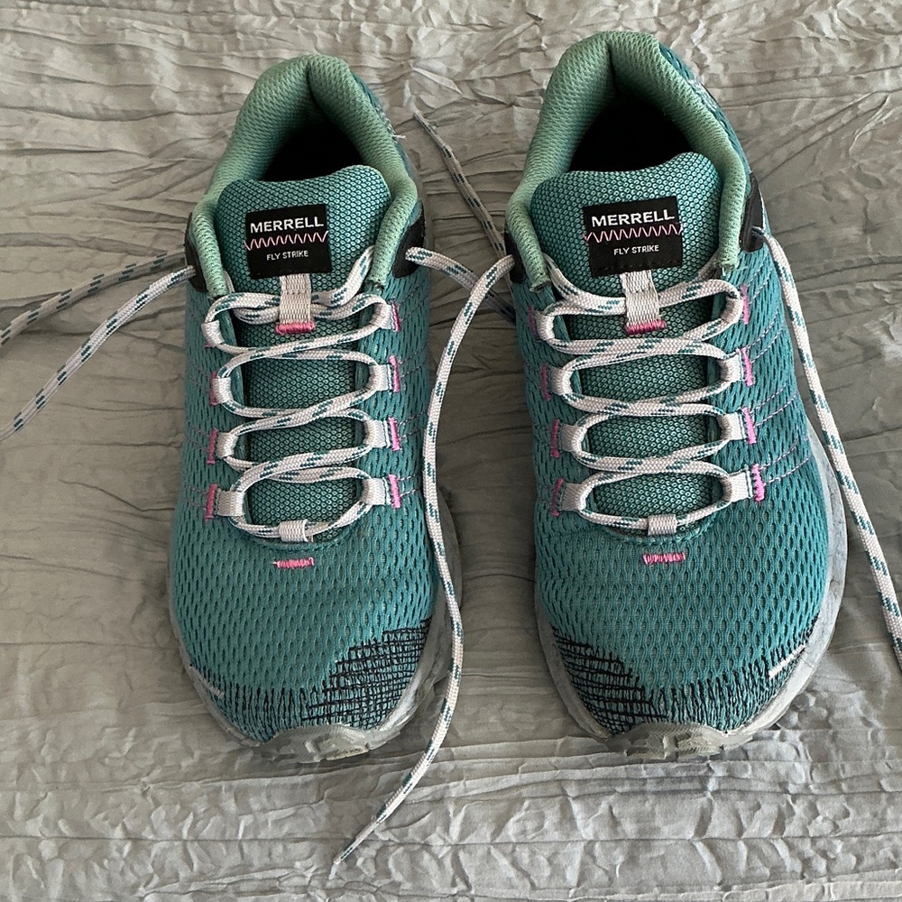 Merrell Women's Aqua Athletic Shoes Size 7